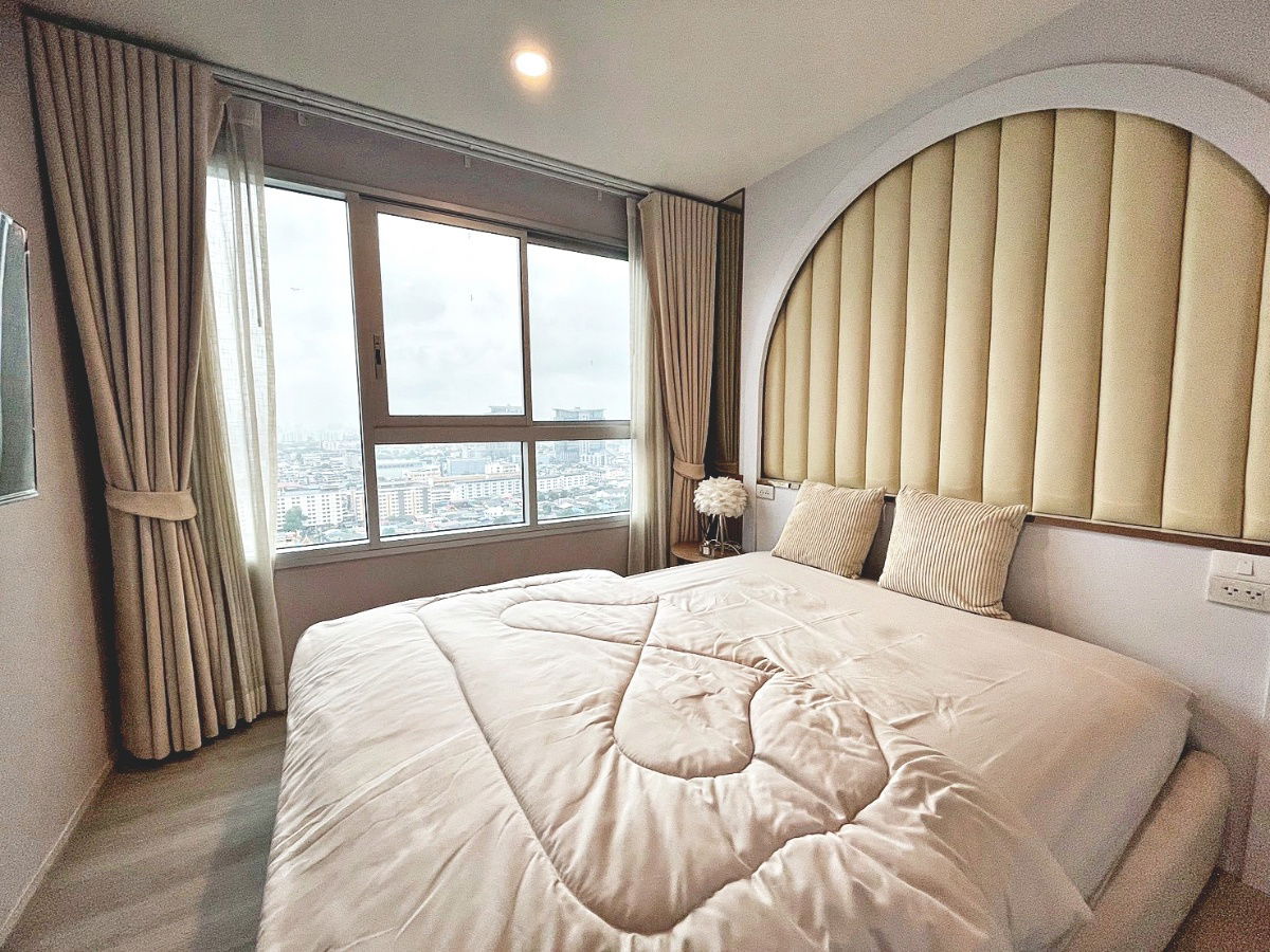 ❤️‍🔥❗️Book Now !!! IDEO Charan 70 - Riverview Beautifully decorated and ready to move in.