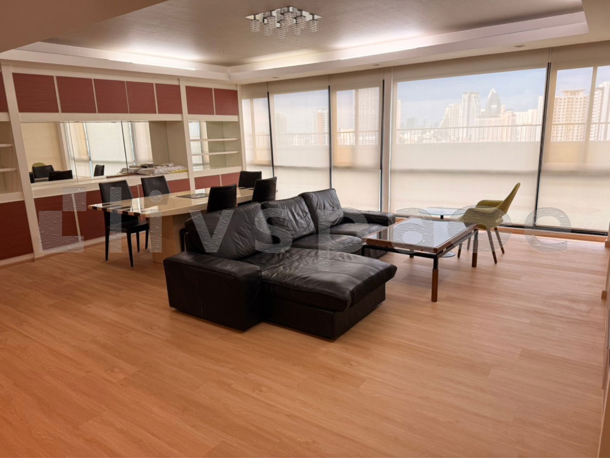 ▚ LC189ツ Rare Unit! Noble Reflex – 3 Bedrooms for Rent at an Unbeatable Price! ⭐