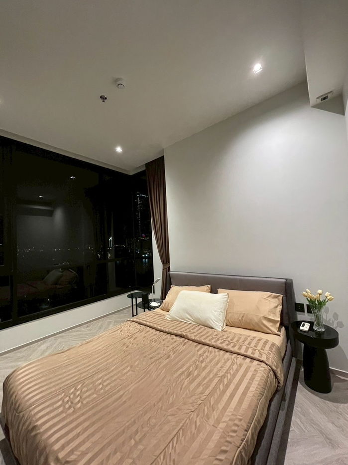 ST335 For Rent: Chapter Charoennakorn — Riverfront Condo in Bangkok