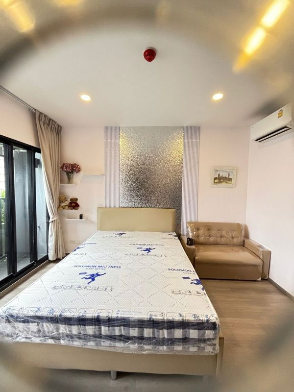 ✨ Affordable SOHO BANGKOK Ratchada Condo, 1 bedroom, 27 sq m, 4th floor, next to MRT Huai Khwang, 17,000 baht 🏡💖