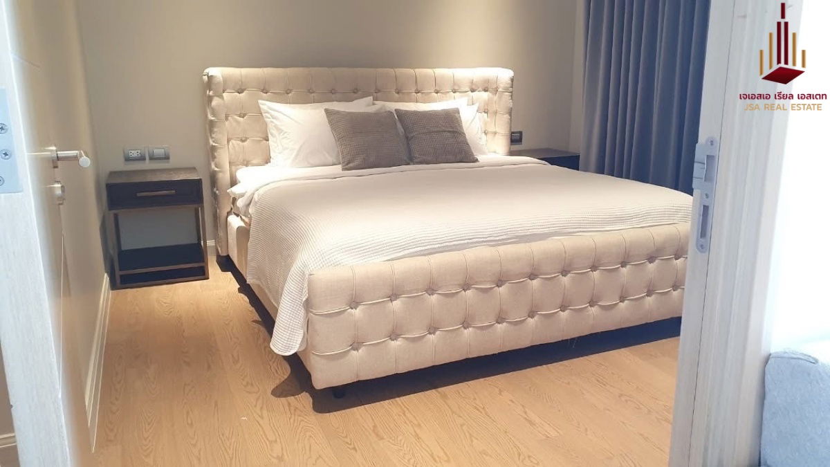 ✨ For Rent: Magnolias Waterfront Residences Condo ✨💰 Only 120,000 THB/month