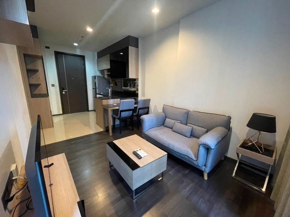 Rent a special price! The Line Asoke - Ratchada 1 bedroom, only 22,000 baht, 21st floor, size 34.75 sq.m., near MRT Rama 9.