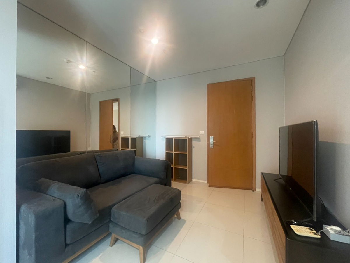 FOR RENT 1 BEDROOM 40 SQ.M  READY TO MOVE IN -- CALL NOW 094-641-5974