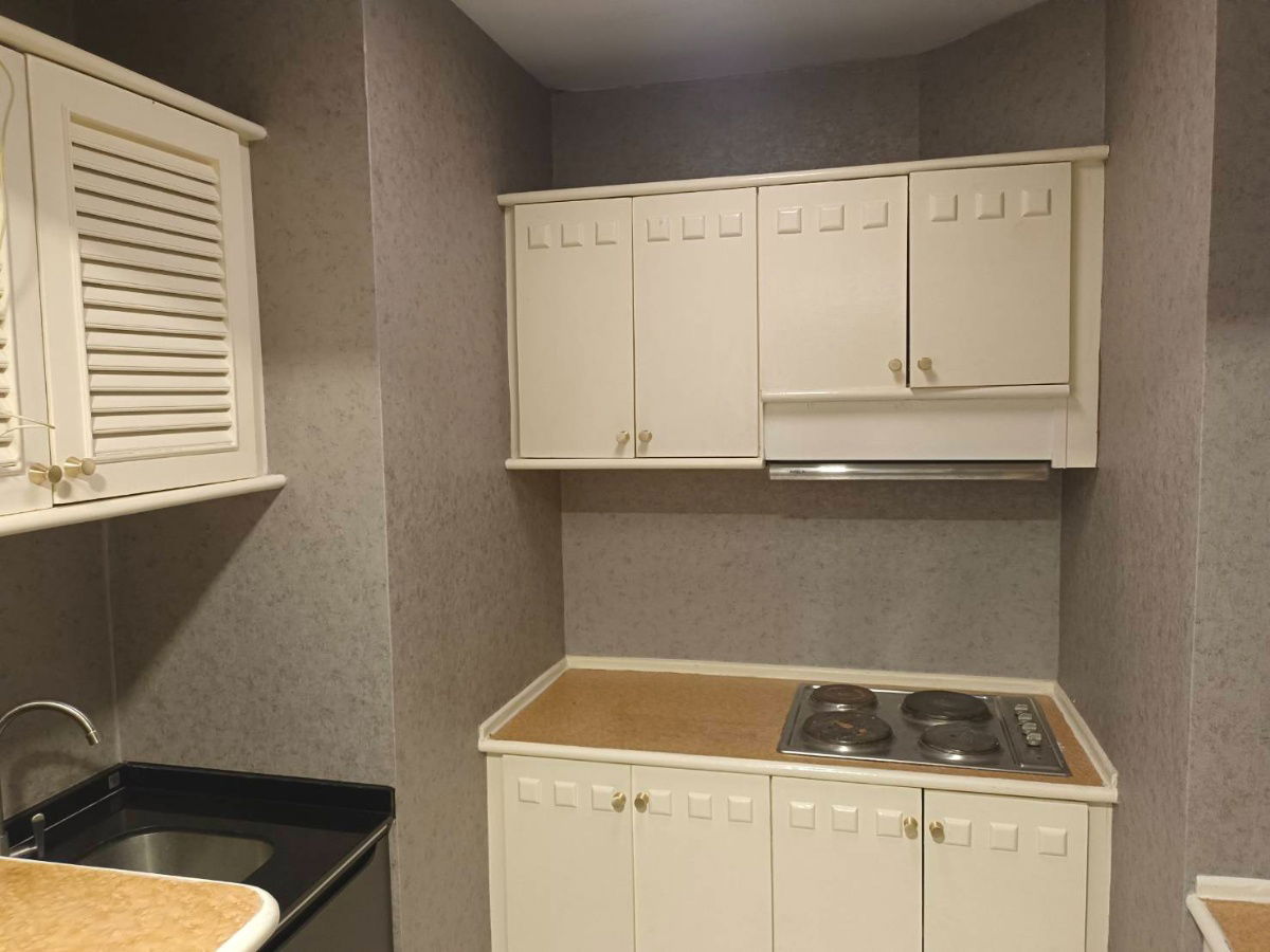 Spacious 2-bedroom condo for rent in East Tower Condominium, next to Central Plaza Bangna