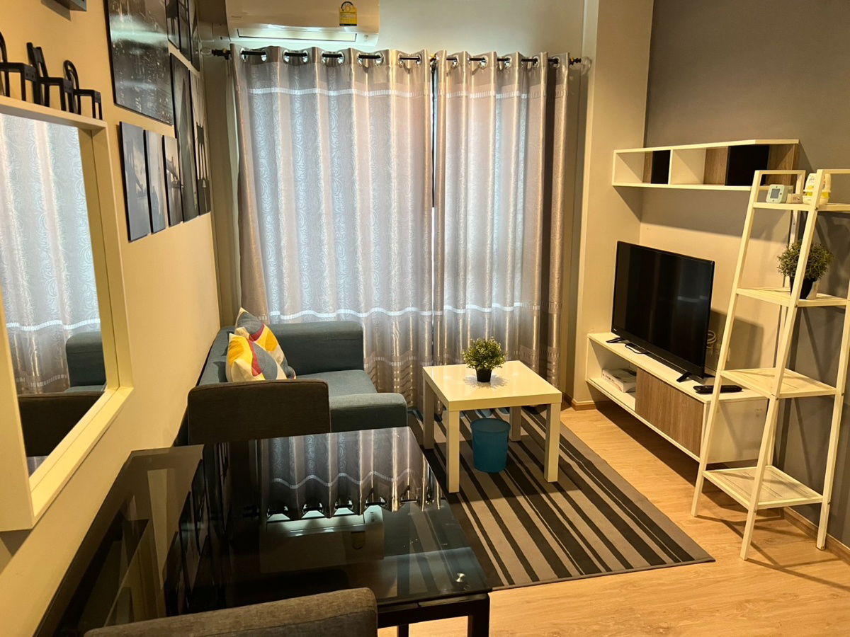 For rent: Escent Rayong, luxury condo, next to Central Rayong, fully furnished, ready to move in, only 8,500 baht/month.