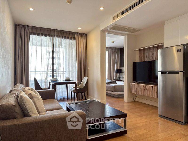 1-BR Condo at Collezio Sathorn-Pipat near BTS Chong Nonsi (ID 2106712)