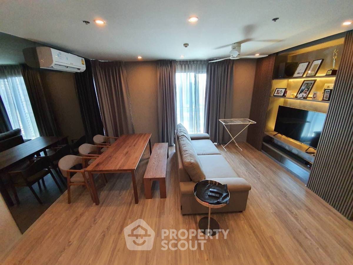 2-BR Condo at Villa Asoke near MRT Phetchaburi (ID 1297793)