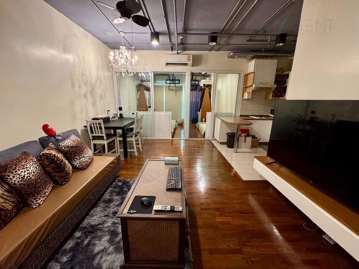 For Rent Condo BAAN PLOENCHIT Building 1, Floor 7,1 bed room, Room size 47 sqm