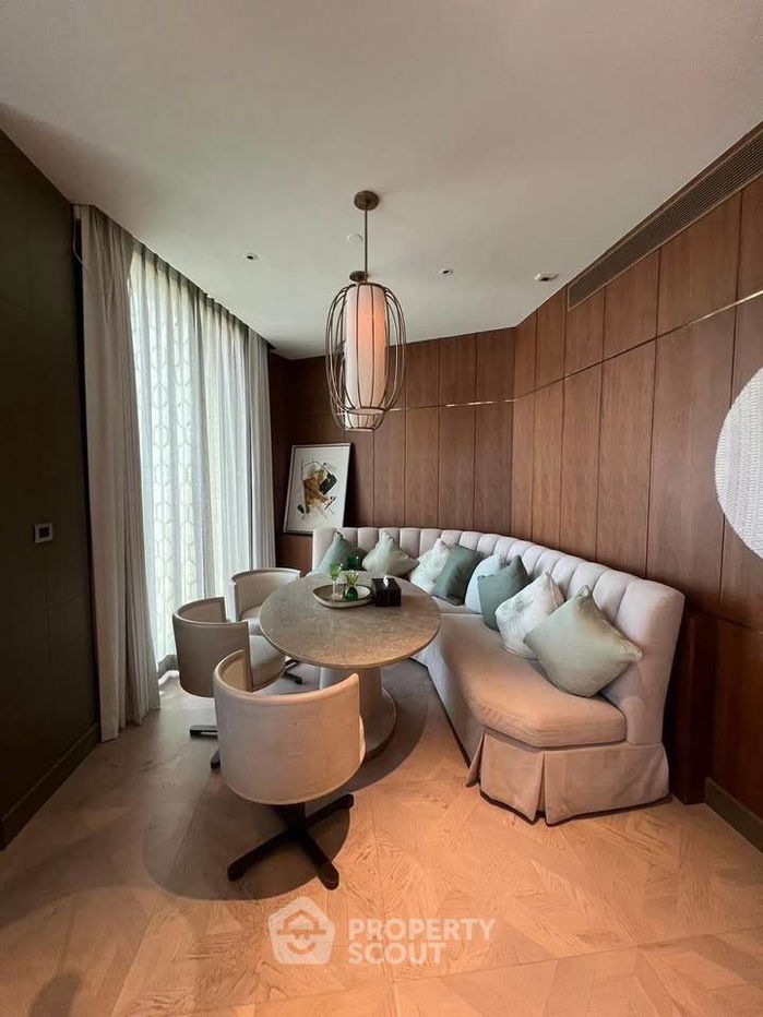 3-BR Condo at The Residences At Mandarin Oriental, Bangkok near BTS Saphan Taksin (ID 2073909)