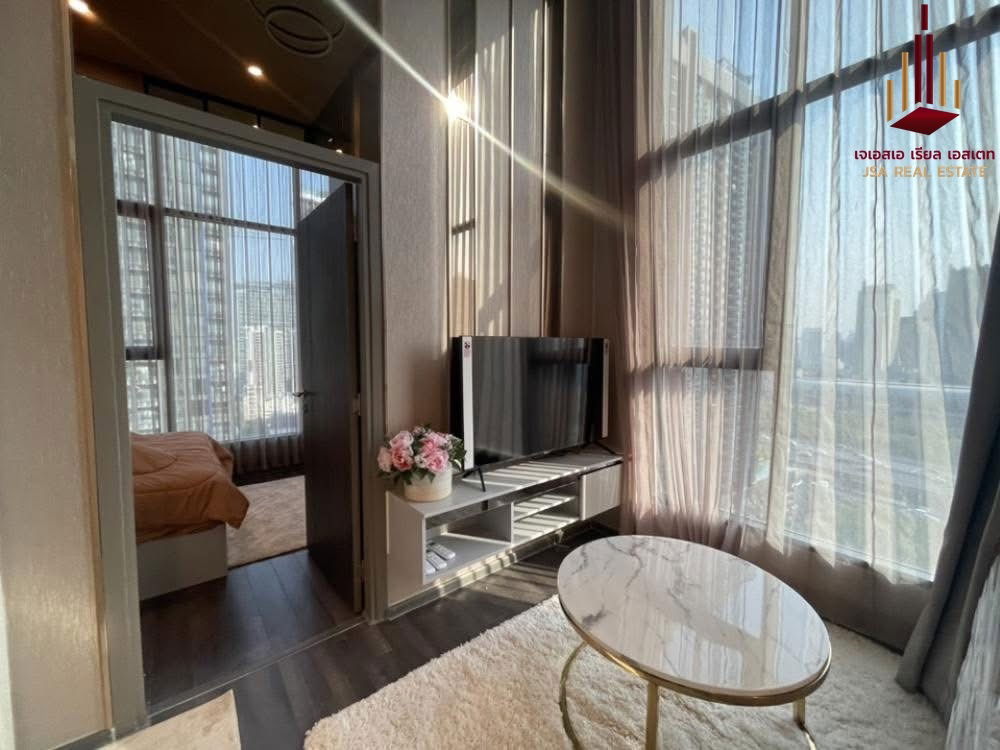 ✨ For Rent: KnightsBridge Space Rama 9 Condo ✨  💰 Only 40,000 THB/month