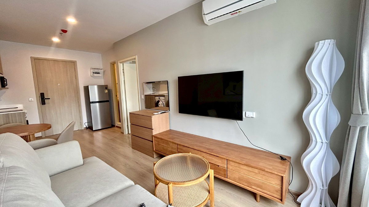 Life Rama4 Asoke  1Bedroom / 1Bathroom 32 Sq.m.