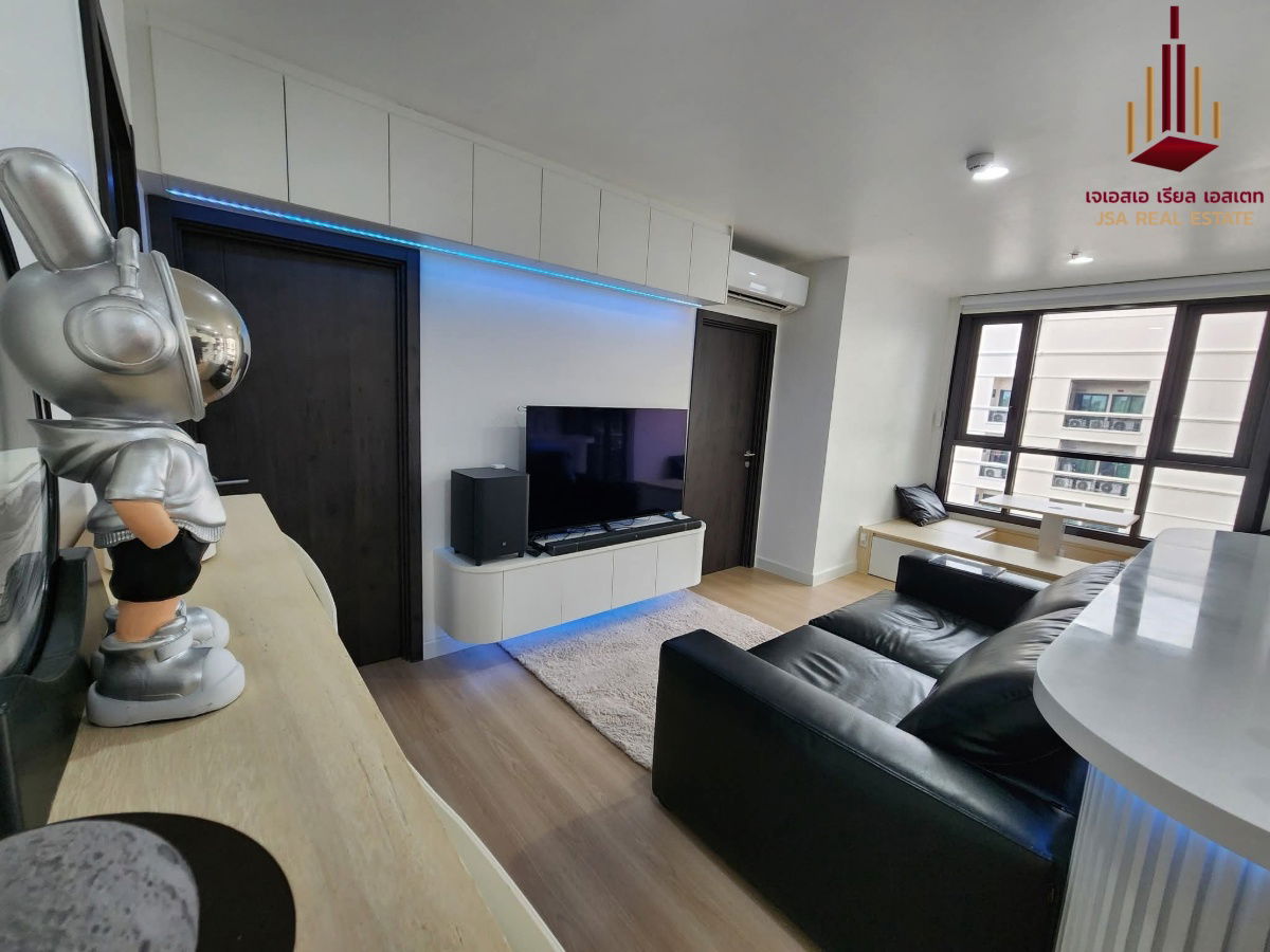 ✨ ให้เช่า : XT Huaikhwang Condo ✨ 💰 เพียง 34,000 บาท/เดือน