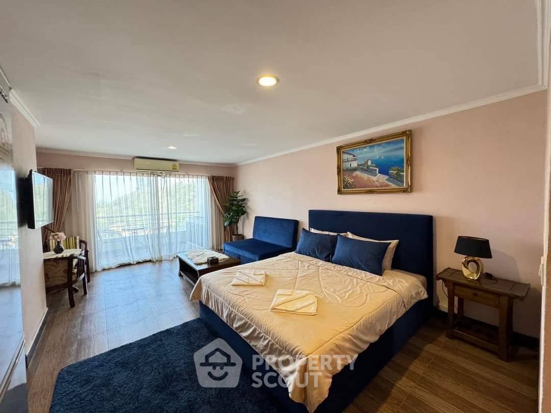 1-BR Condo at Pattaya Hill Resort close to Phratamnak (ID 1503906)