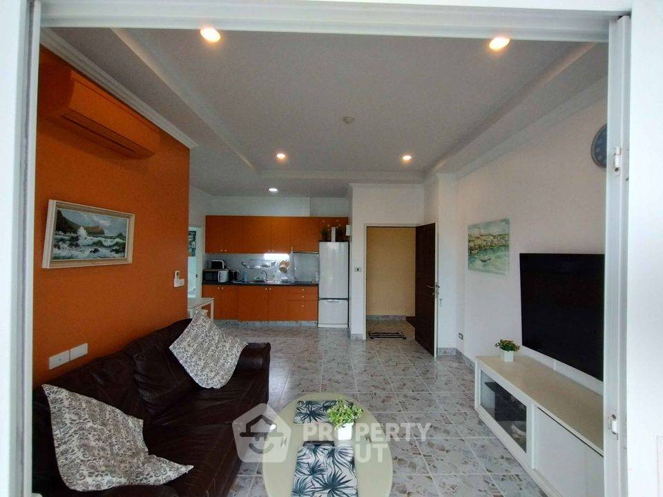 3-BR Condo at Blue Sky Condominium close to The Venezia (ID 1577422)