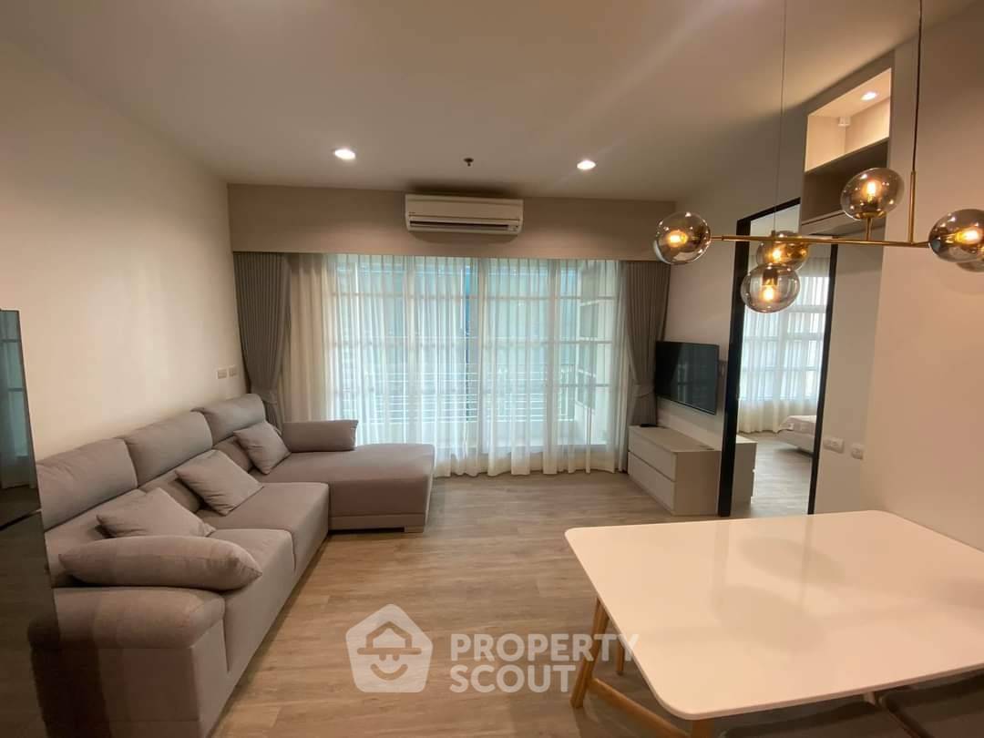 1-BR Condo at Baan Klang Krung Siam-Pathumwan Condominium near BTS Ratchathewi (ID 1832536)