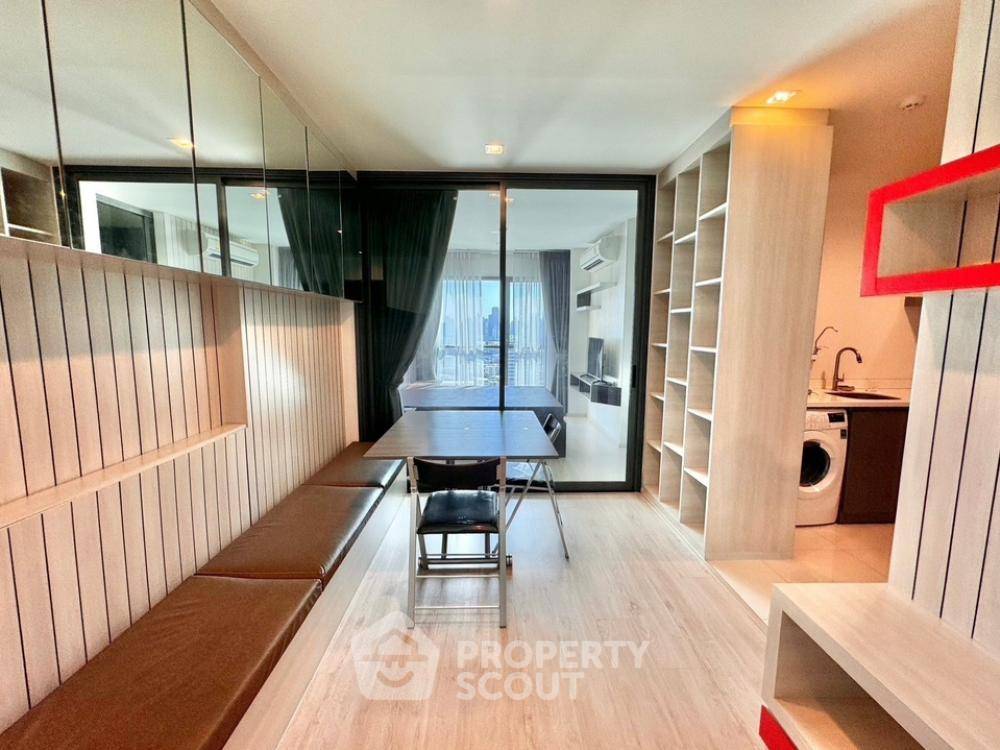 1-BR Condo at Rhythm Rangnam near BTS Victory Monument (ID 1597883)