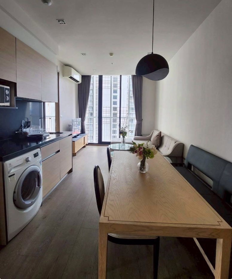 Park Origin PhromPhong ( Park 24 )