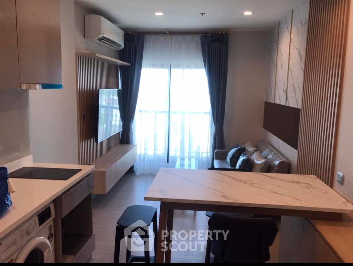 2-BR Condo at Life Sukhumvit 62 near BTS Bang Chak (ID 778768)