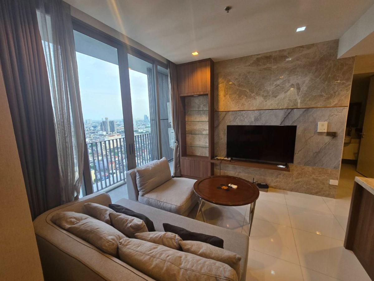 🧳 ငှားရန်ရှိသည် : Nara 9 by Eastern Star - BTS Chong Nonsi အနီး - Fully Furnished Luxury Condo 🏙️