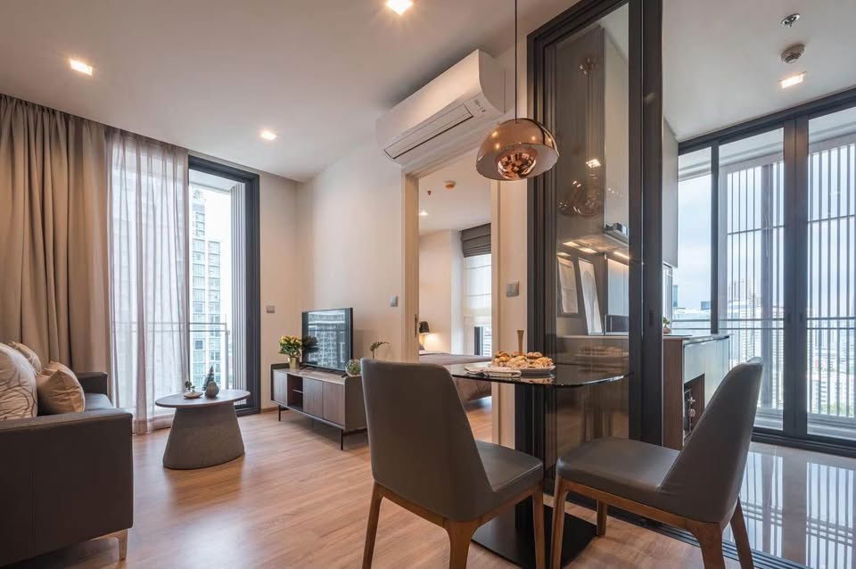 For Rent THE LINE Phahon - Pradipat ✨2 Bed 2 Bath 52 sq.m. 🚇BTS Saphan Khwai