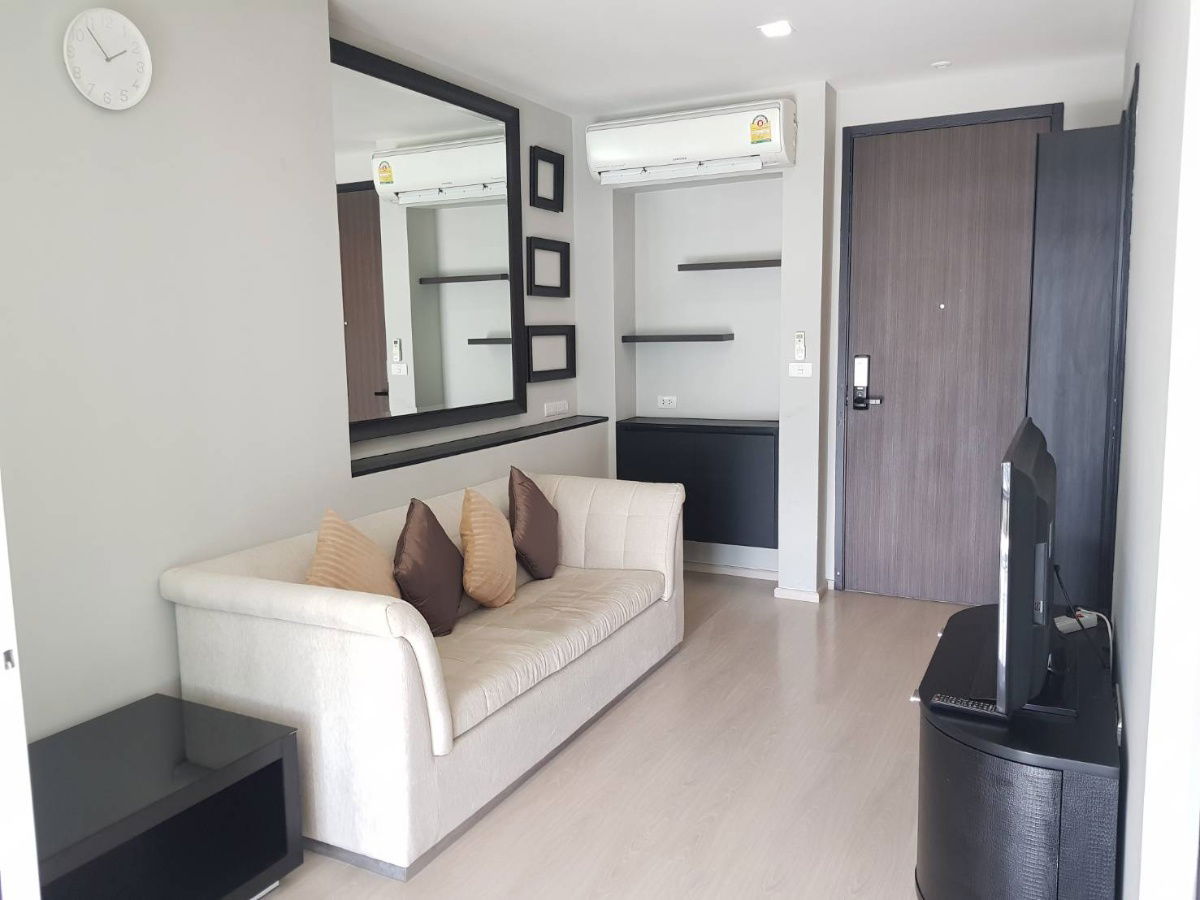 เช่า 35,000 บาท ริทึ่ม สุขุมวิท 44/1 1 ห้องนอน ขนาด 45 ตร.ม ติด BTS พระโขนง