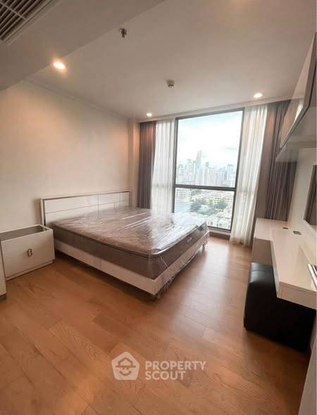 1-BR Condo at Supalai Oriental Sukhumvit 39 near MRT Phetchaburi (ID 2393655)