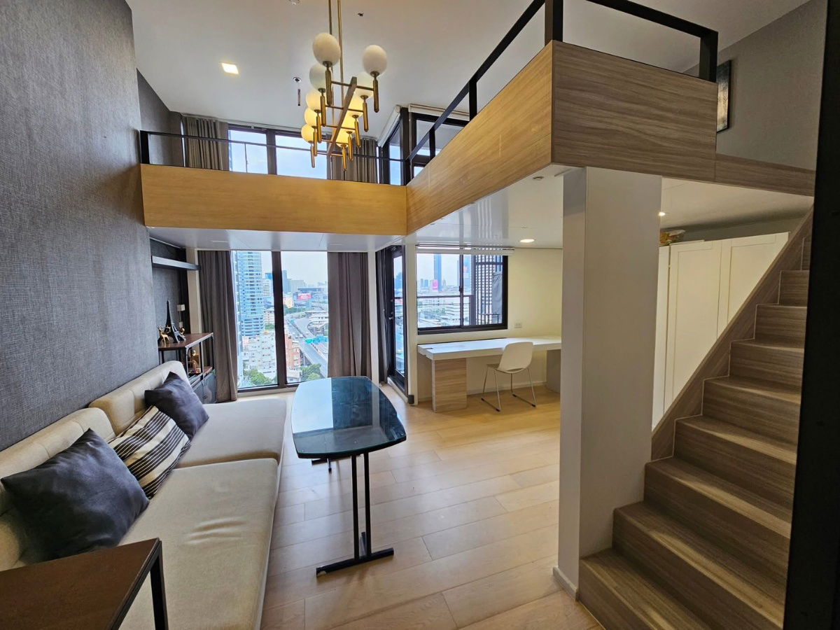 Chewathai Residence            Asoke