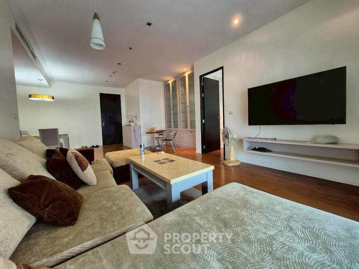 2-BR Condo at The Madison near BTS Phrom Phong (ID 2394699)