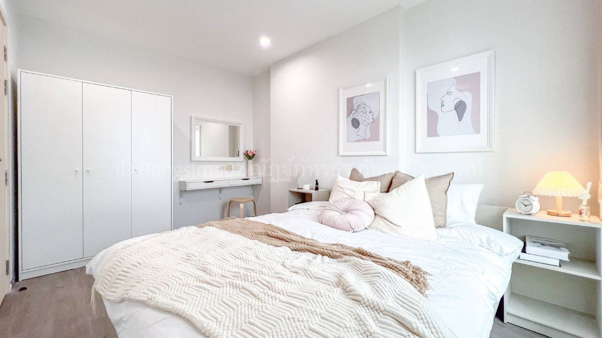 Renting condominiums next to Airport Link, Hua Mak.line:Rangsima07