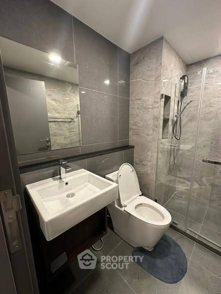 BTS Phom Phong အနီး Quintara Phume Sukhumvit 39 ရှိ 1-BR ကွန်ဒို (ID 2393532)