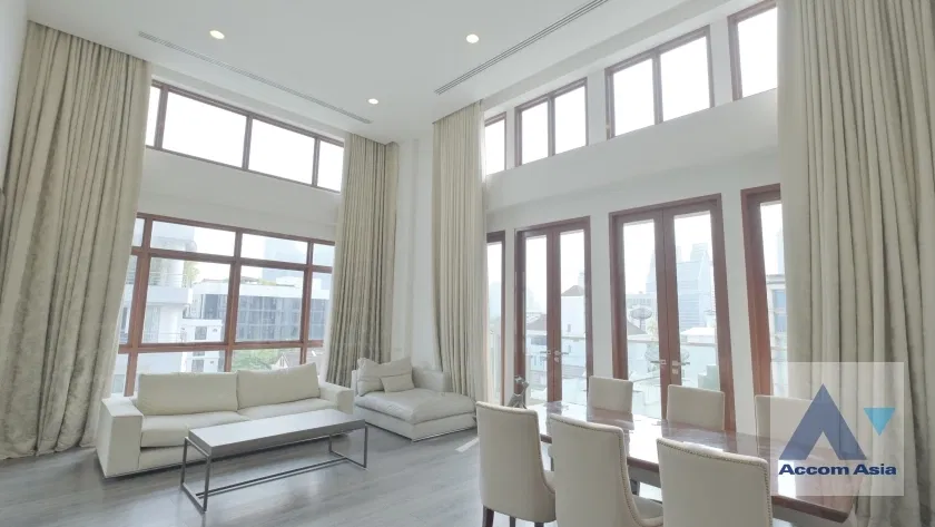 🔼🔽 AccomA 📩 Penthouse 3 BR Condominium @The Crest Ruamrudee (AA37000)