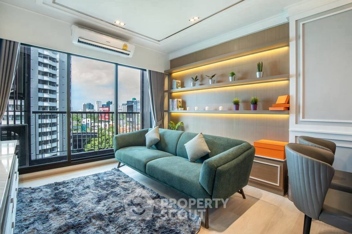 2-BR Condo at Life One Wireless near BTS Phloen Chit (ID 2393858)