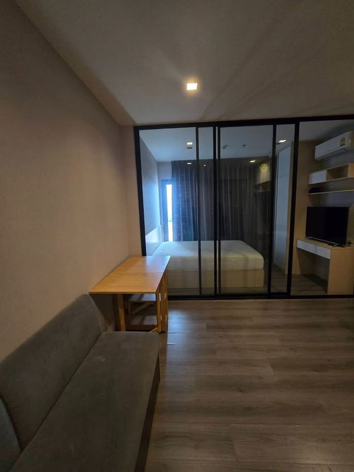 Code: KJ9562  for rent The Politan Rive // Line ID: @kjcondo (with @) //