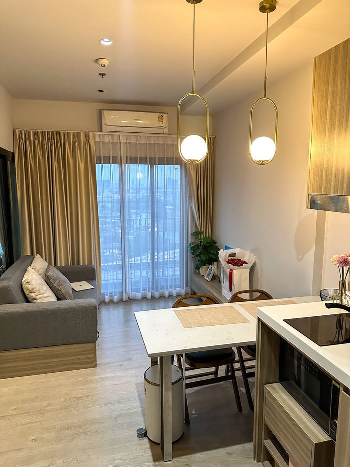 For Rent: ST0276: Altitude Unicorn Sathorn-Thapra