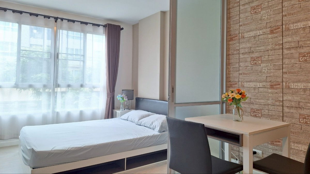 For rent D Condo Sign (Short term accept), Building A, 2nd floor, 1 bedroom 1 bathroom 1 kitchen , price 12,000 baht/month