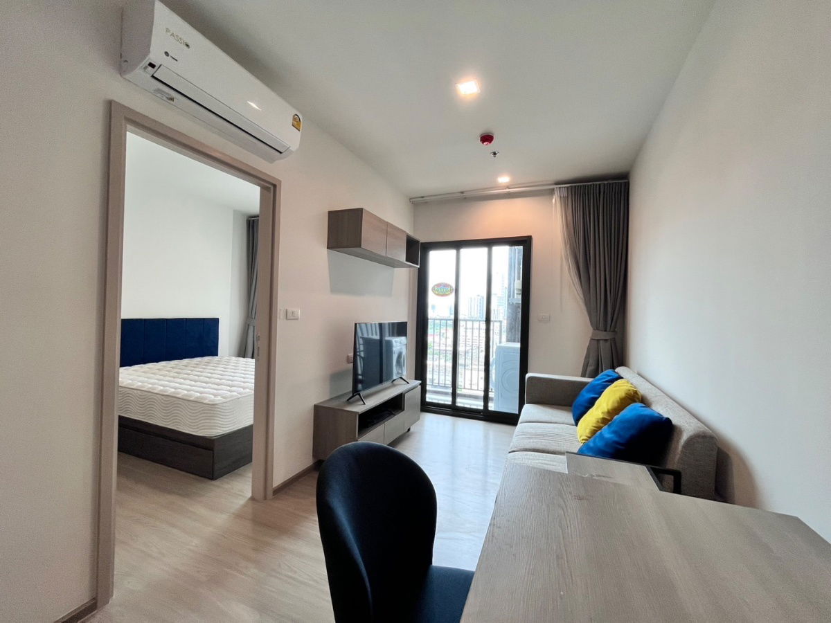 ❣️FOR RENT THE BASE PHETCHABUREE THONGLOR 1 BEDROOM 1 BATHROOM