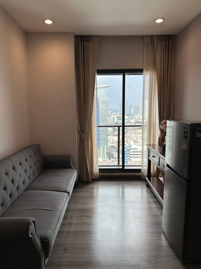 Code: KJ9556  for rent Urbano Rajavithi // Line ID: @kjcondo (with @) //
