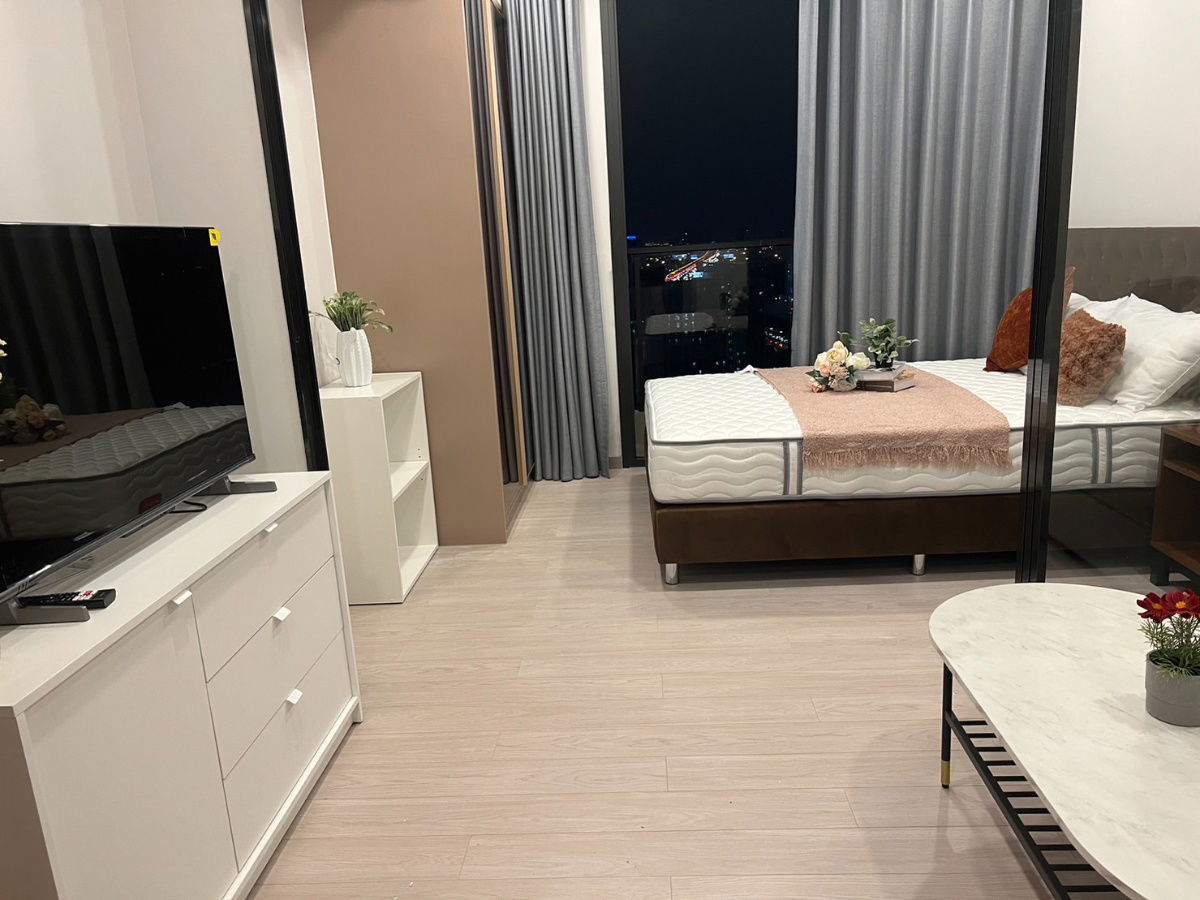 Condo For Rent!!One9Five Asoke Rama9