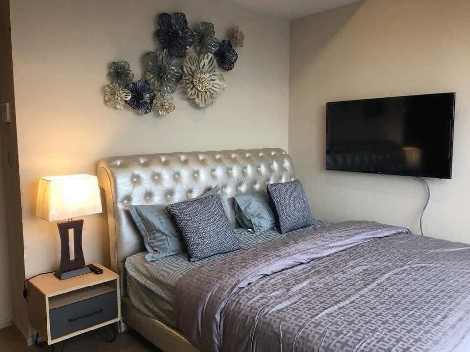 Ashton                      Asoke