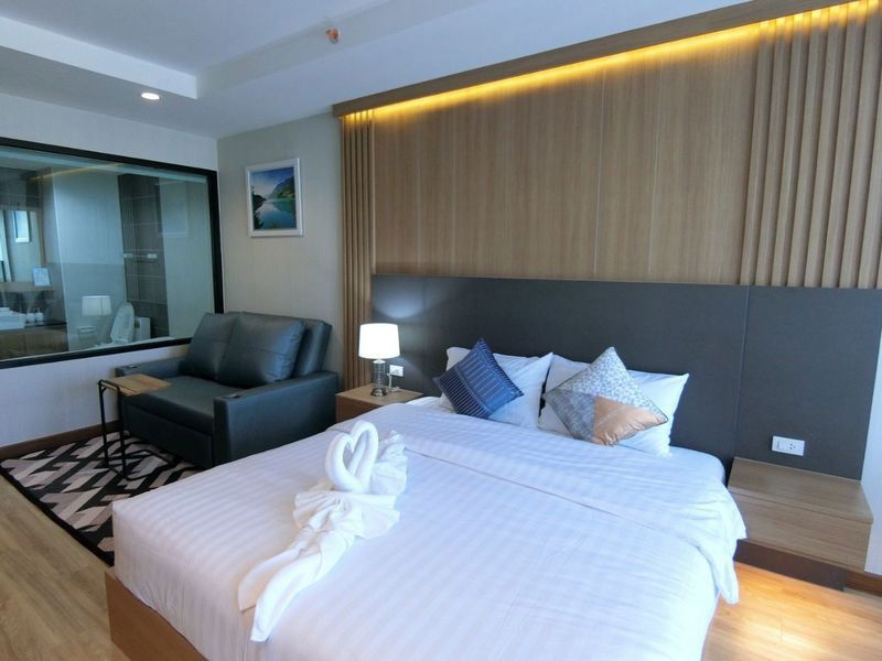 Condo for rent, Ladda Plus, community area, heart of Sriracha, near shopping areas