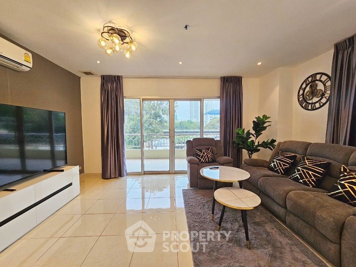 2-BR Condo at Nordic Park Hill close to Phratamnak (ID 2042042)