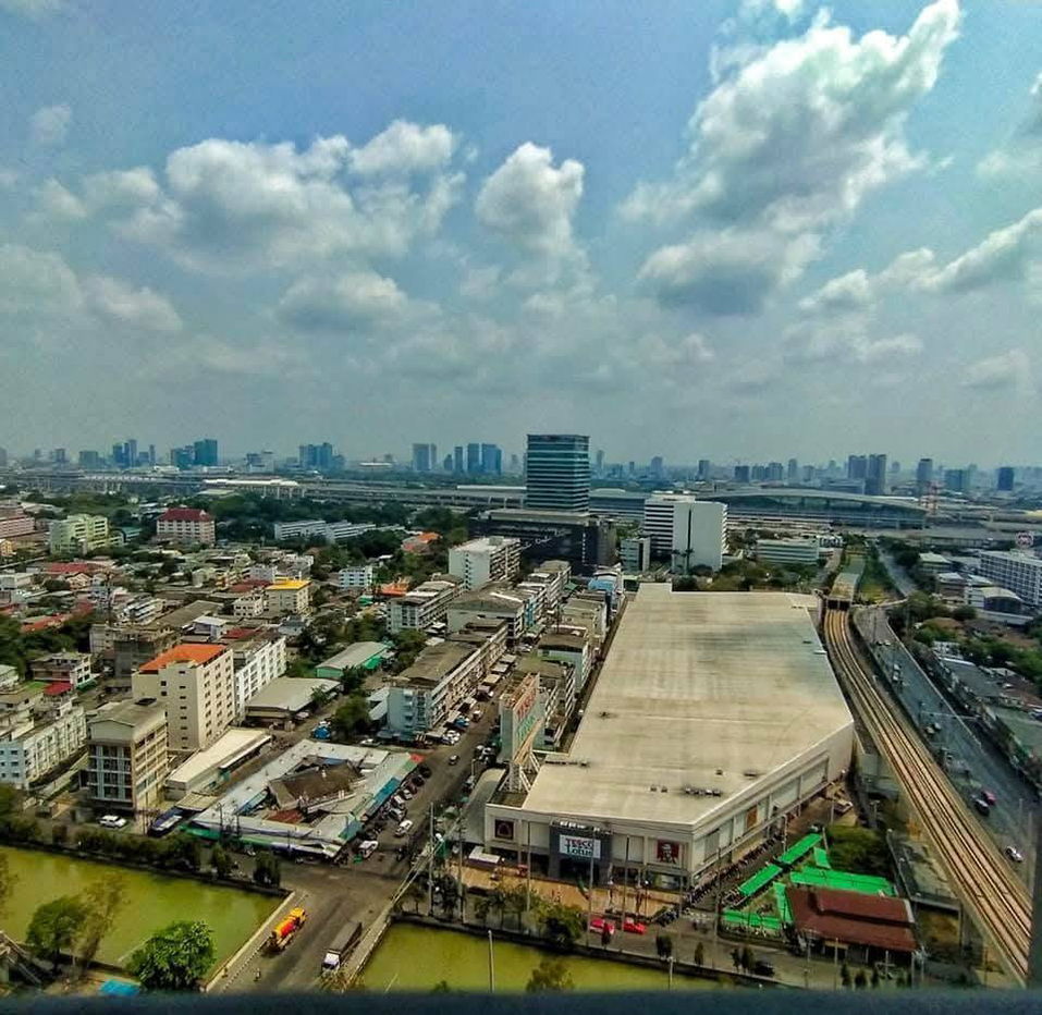 Nice Owner have room for rent nice price nice room good view