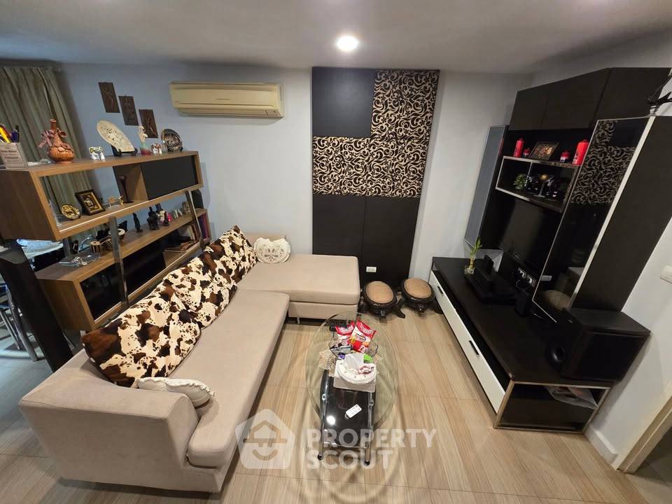 1-BR Condo at The Clover Thonglor Residence near BTS Thong Lor (ID 2106756)