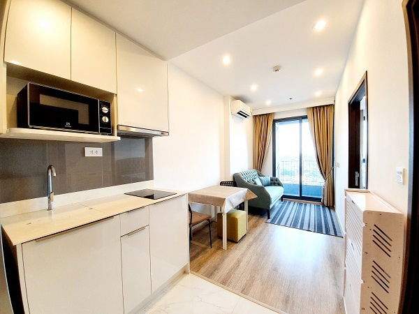 🔥Best deal🔥 For rent, Newly unit on 25th floor with king size bed at Ideo Mobi Sukhumvit 66