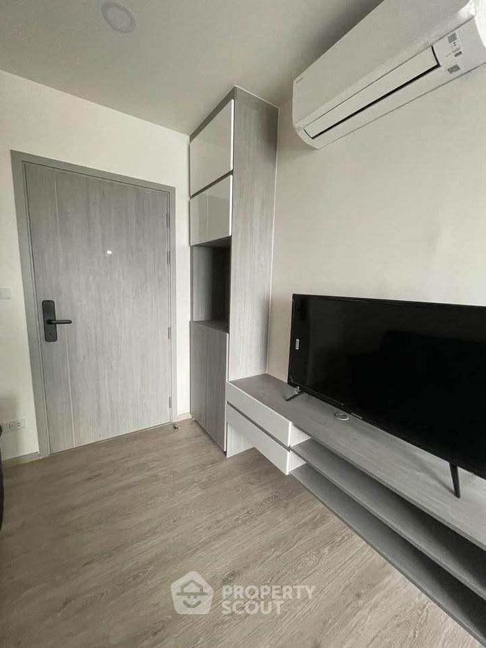 1-BR Condo at Origin Plug & Play Sirindhorn Station near MRT Sirindhorn (ID 2396915)