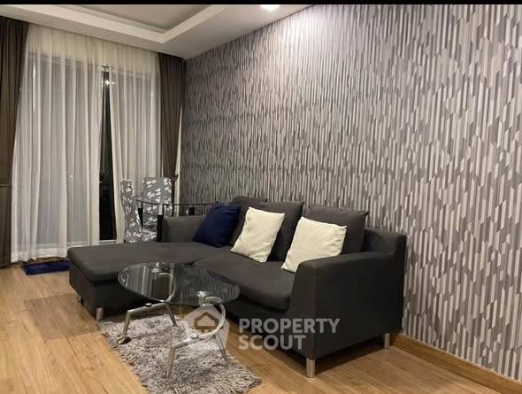 2-BR Condo at Thru Thonglor in Bang Kapi (ID 2393606)