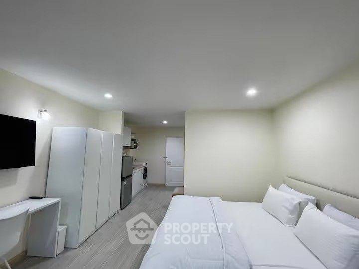 Studio Condo at Cha-am Condominium in Cha-Am (ID 2068329)