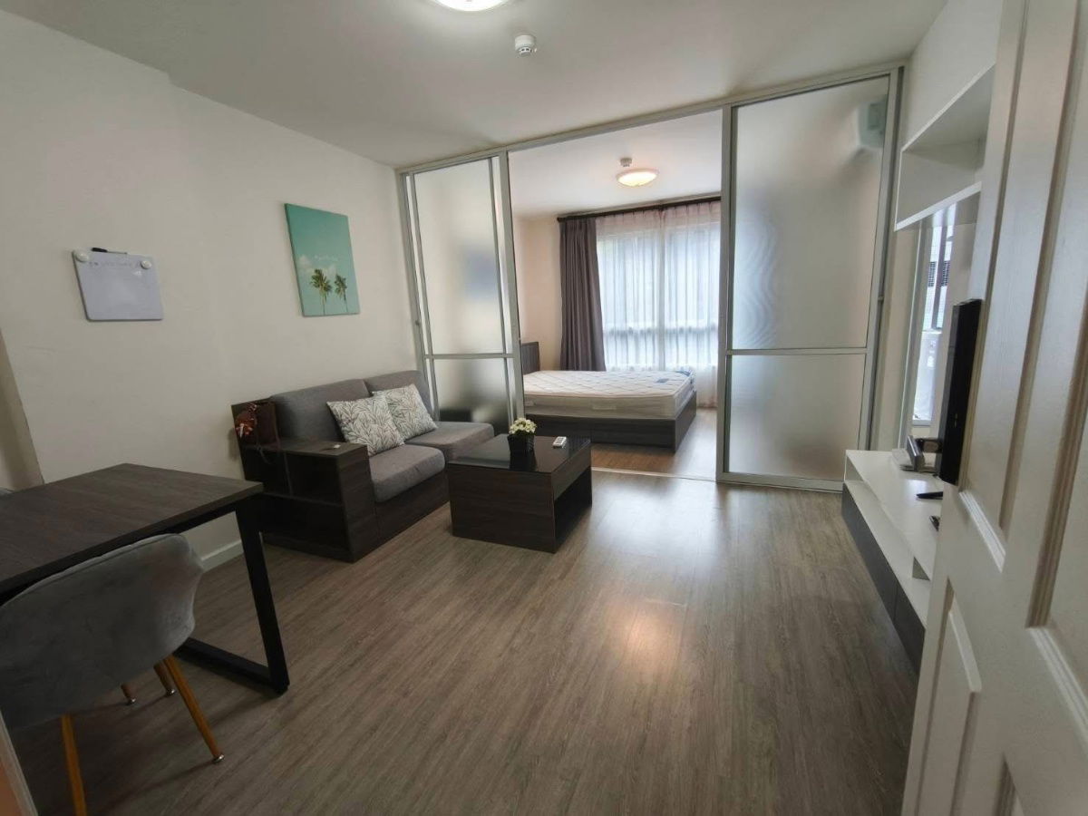 For rent: D Condo Ping, size: 30 sq m., 2nd floor, very good location