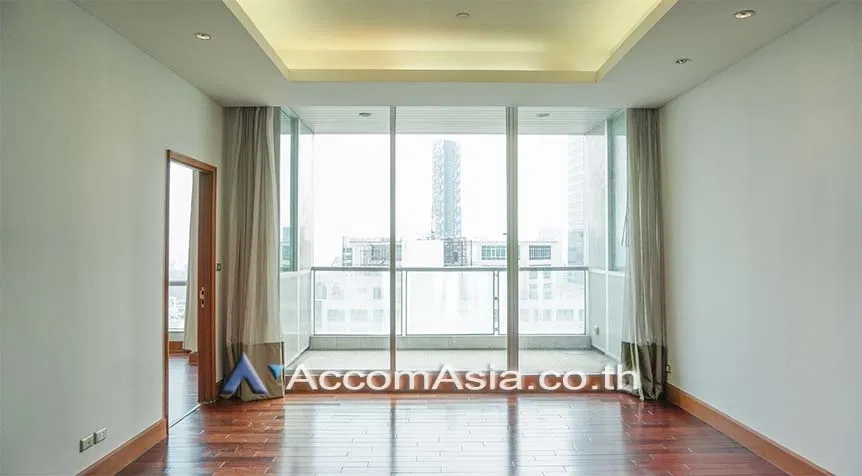🔼🔽 AccomA 📩  2 BR Condominium @Sky Villas Sathorn (28647)