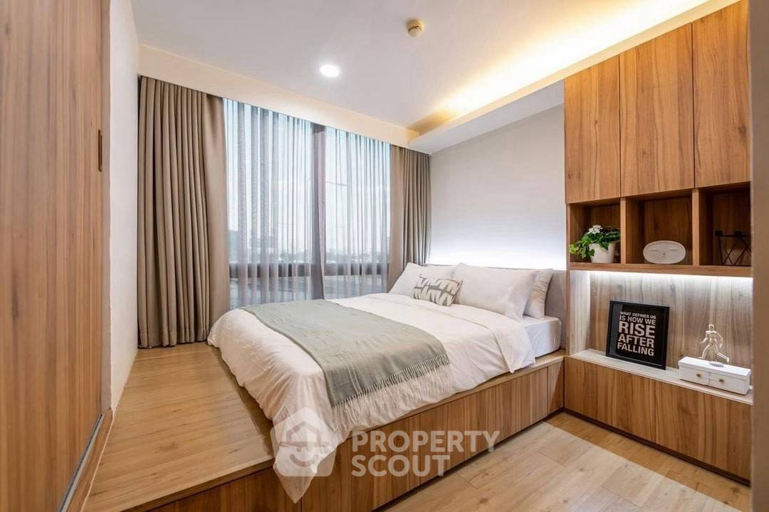 1-BR Condo at The Nest Ploenchit near BTS Phloen Chit (ID 2082043)